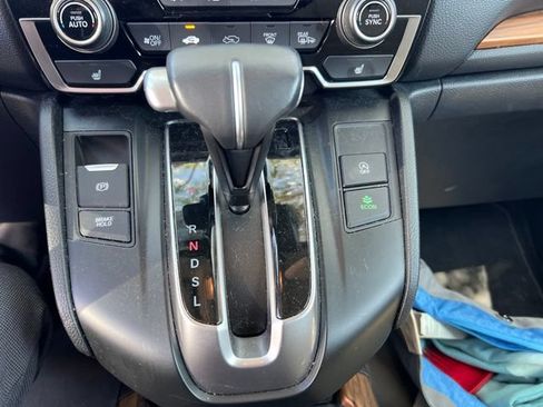 Used 2020 Honda CR-V Touring image 4