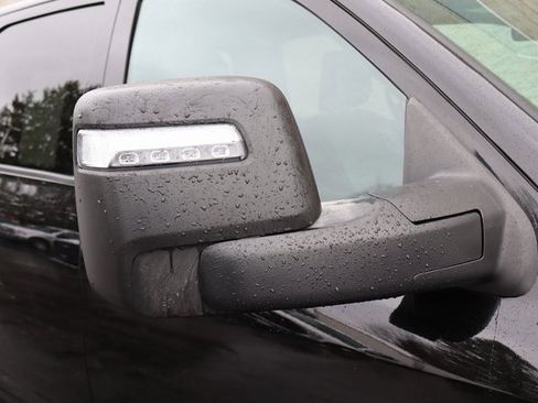 Used 2024 RAM 3500 Tradesman w/ Chrome Appearance Group image 21