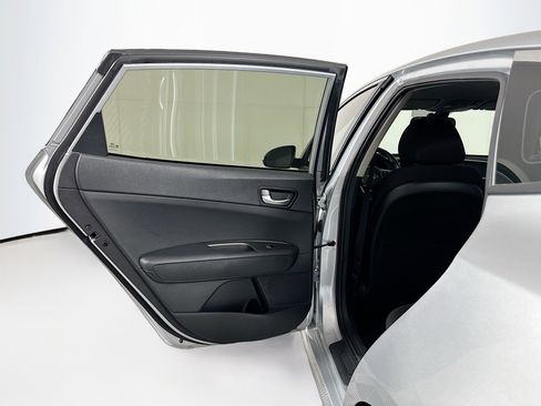 Used 2019 Kia Optima LX image 25