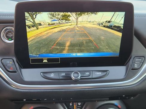 Used 2024 Chevrolet Blazer LT w/ Driver Confidence Package FWD image 17