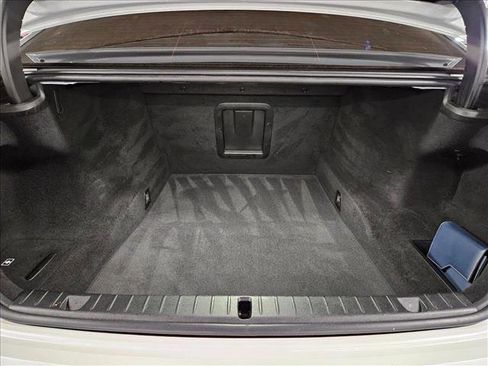 Used 2018 BMW ALPINA B7 xDrive AWD/4WD image 6
