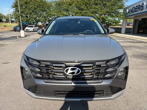 Used 2025 Hyundai Tucson SEL FWD image 9