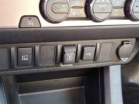 Used 2023 Toyota Tacoma SR5 image 24