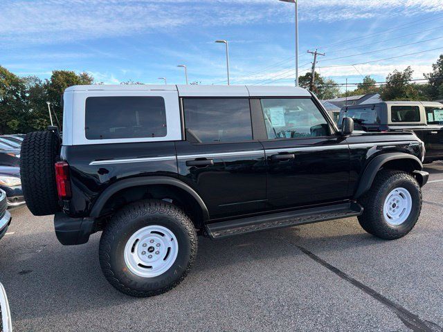 New 2026 Ford Bronco Badlands AWD/4WD image 3