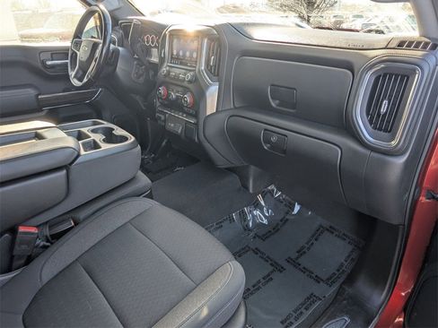 Used 2021 Chevrolet Silverado 1500 LT image 26