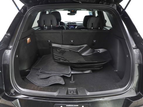 Used 2023 Chevrolet TrailBlazer RS w/ Convenience Package image 9