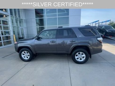 Certified 2022 Toyota 4Runner SR5 Premium w/ Moonroof Package AWD/4WD image 7