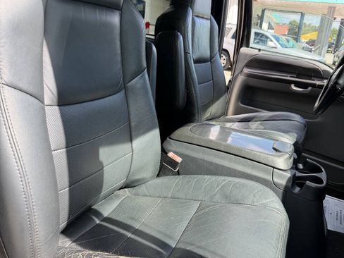 Used 2005 Ford F250 XLT AWD/4WD image 14