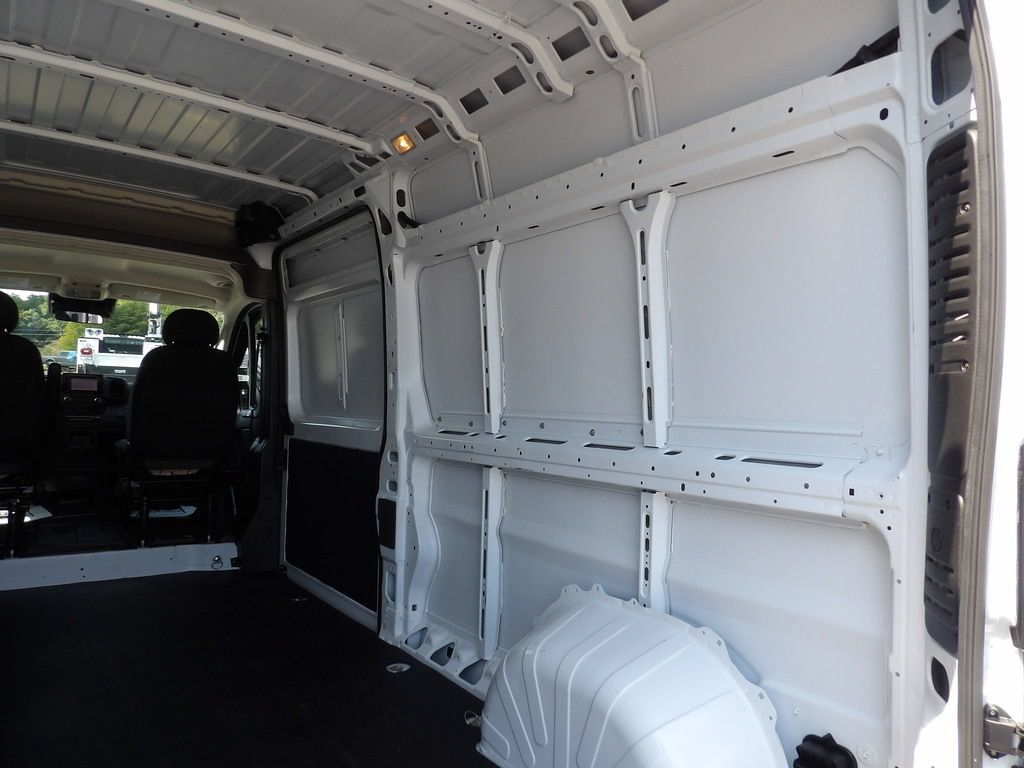 Used 2024 RAM ProMaster 2500 FWD image 42