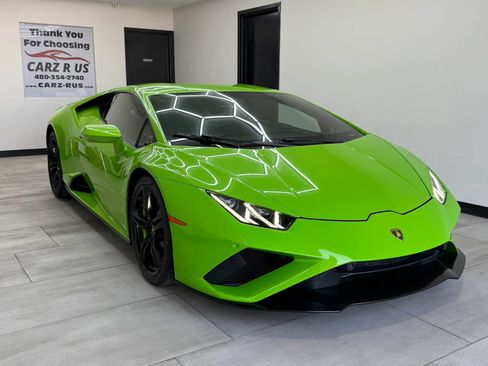 Used 2022 Lamborghini Huracan EVO RWD image 18
