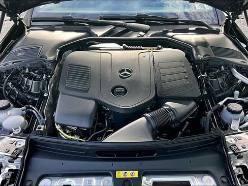 Certified 2026 Mercedes-Benz CLE 300 4MATIC Coupe image 33