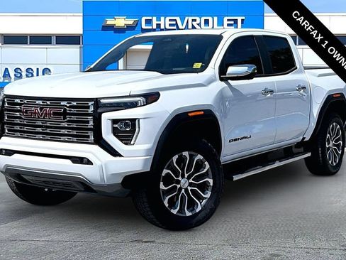 Used 2023 GMC Canyon Denali AWD/4WD image 2