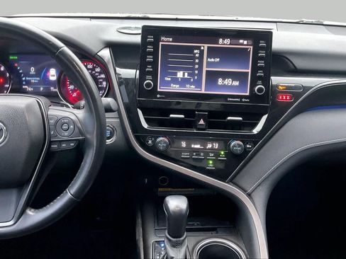Used 2021 Toyota Camry XSE FWD image 6