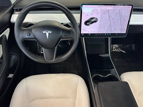 Used 2019 Tesla Model 3 Standard Range Plus RWD image 16