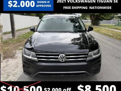 Used 2021 Volkswagen Tiguan SE w/ Panoramic Sunroof Package