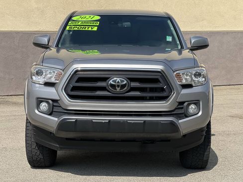 Used 2021 Toyota Tacoma SR5 image 12