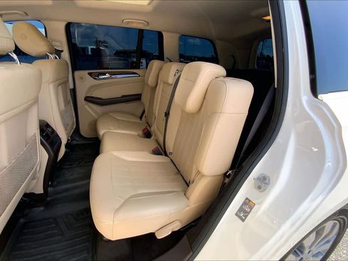 Used 2017 Mercedes-Benz GLS 450 4MATIC image 20