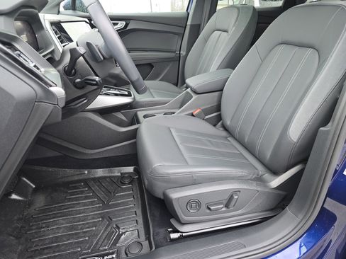 Certified 2023 Audi Q4 e-tron Premium Plus w/ Premium Plus image 23