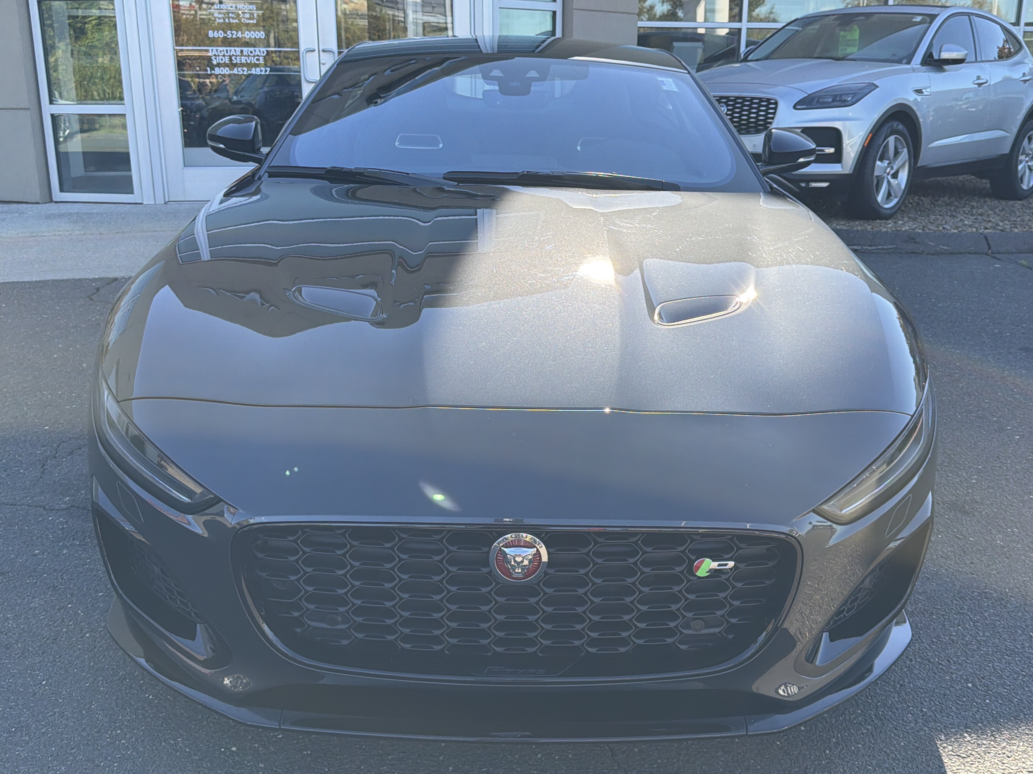 Used 2021 Jaguar F-TYPE R AWD/4WD image 9