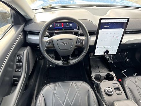 Used 2023 Ford Mustang Mach-E Select image 11