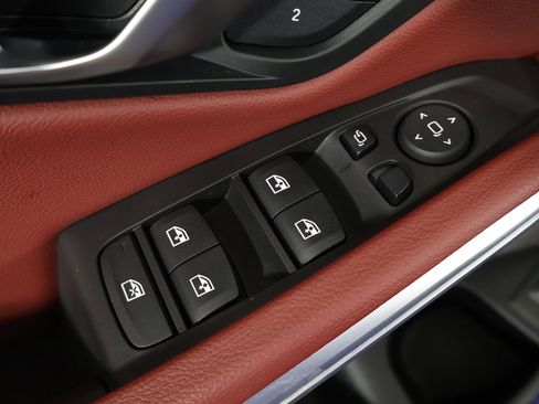 Used 2023 BMW 330i xDrive Sedan w/ M Sport Package image 41