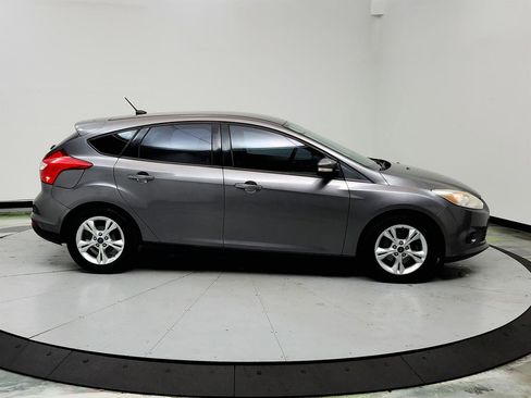 Used 2013 Ford Focus SE image 4