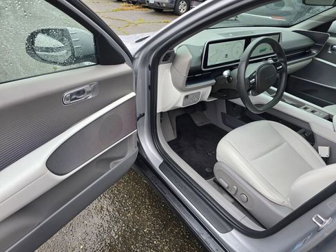 Used 2024 Hyundai Ioniq 6 SEL image 19