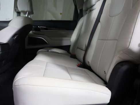 Used 2022 Kia Telluride EX w/ Towing Package image 2