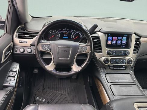 Used 2018 GMC Yukon XL Denali w/ Open Road Package AWD/4WD image 13
