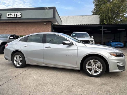 Used 2022 Chevrolet Malibu LT image 5