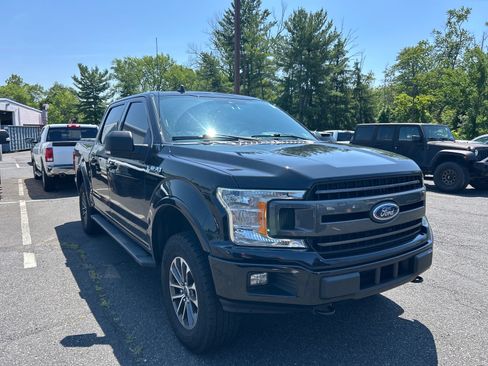 Used 2020 Ford F150 XLT w/ Equipment Group 302A Luxury AWD/4WD image 3