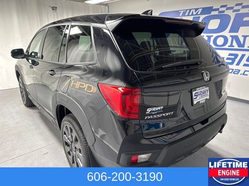 Used 2023 Honda Passport EX-L image 3
