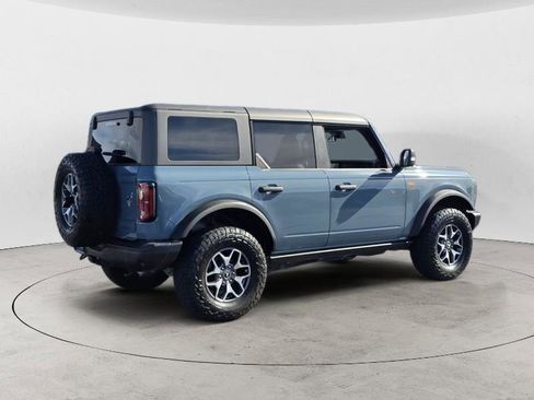 Certified 2022 Ford Bronco Badlands AWD/4WD image 3
