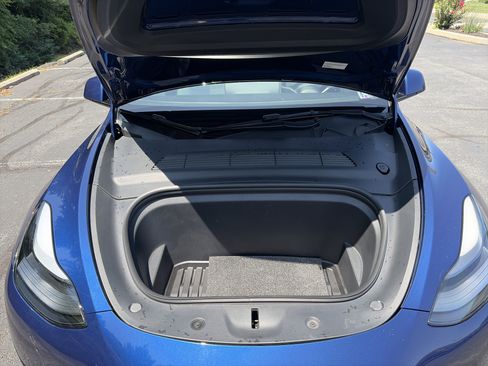 Used 2022 Tesla Model Y Performance AWD/4WD image 5