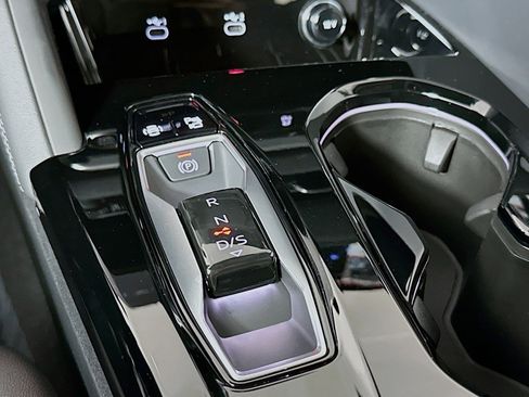 New 2025 Audi Q5 Premium Plus image 7