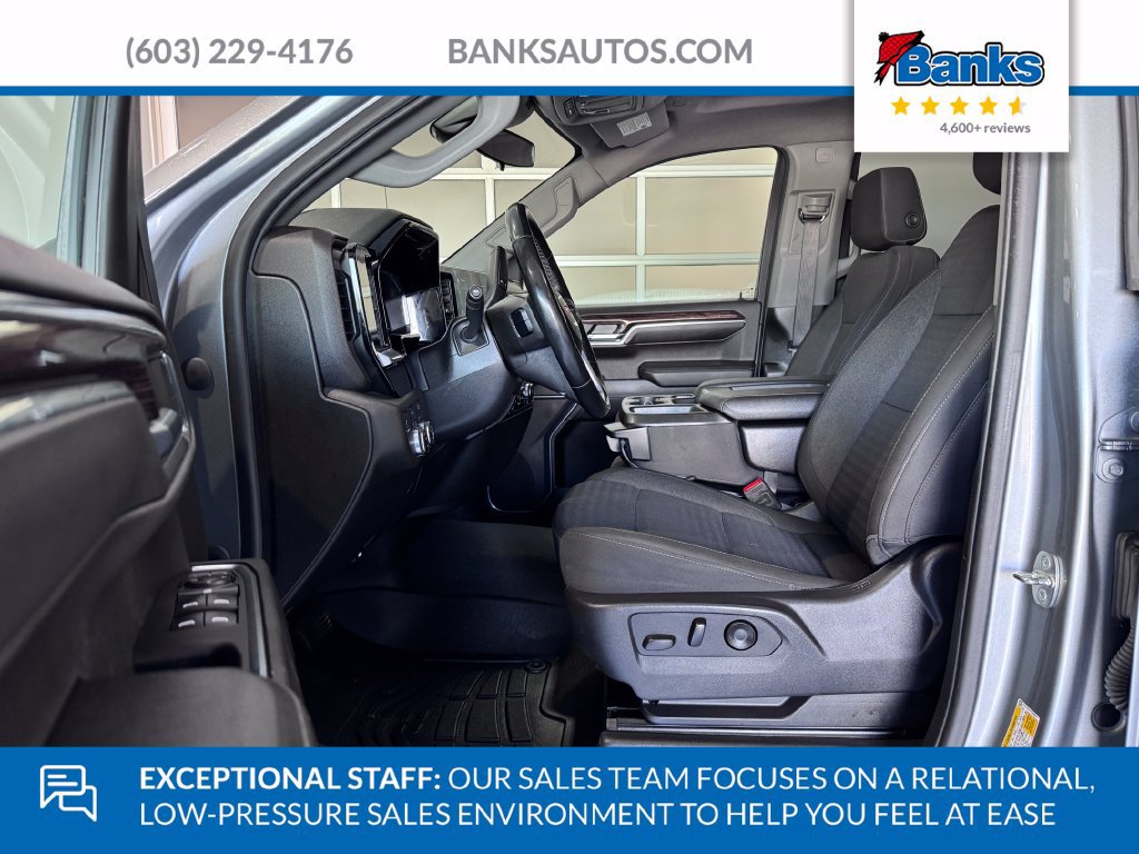 Used 2023 GMC Sierra 1500 Elevation AWD/4WD image 10