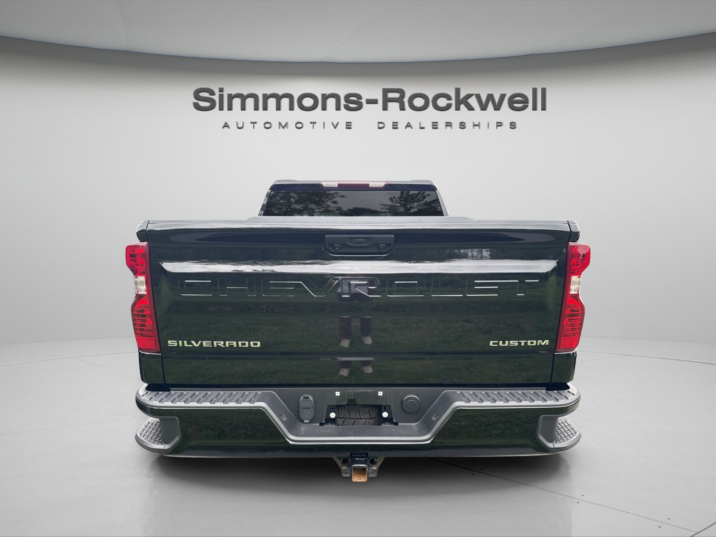 Used 2023 Chevrolet Silverado 1500 Custom AWD/4WD image 4
