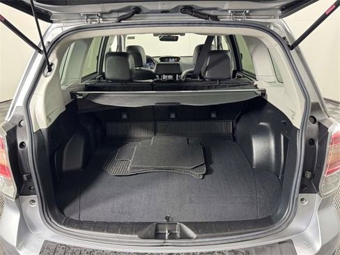Used 2017 Subaru Forester 2.5i Limited image 14