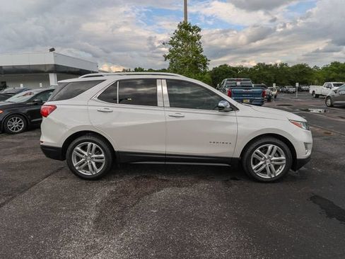 Used 2019 Chevrolet Equinox Premier FWD image 11