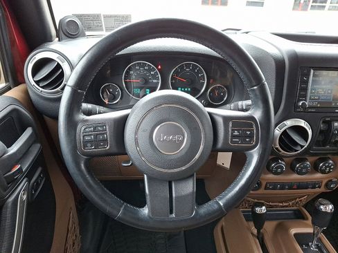 Used 2012 Jeep Wrangler Unlimited Sahara w/ Dual Top Group image 20