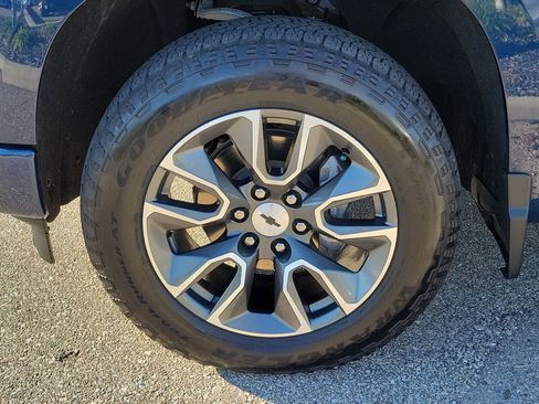 Used 2023 Chevrolet Silverado 1500 RST image 4