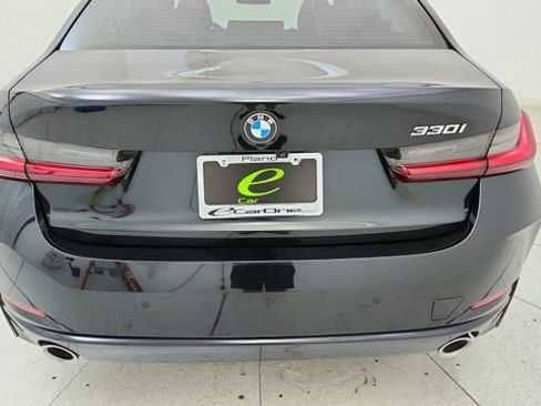 Used 2025 BMW 330i Sedan RWD image 11