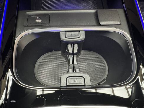 New 2026 Mercedes-Benz GLB 250 4MATIC image 17