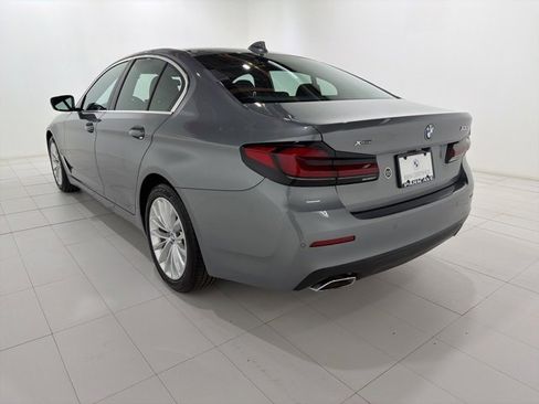 Certified 2023 BMW 530i xDrive w/ Premium Package image 3
