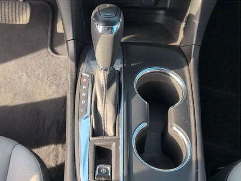 Used 2018 Chevrolet Equinox LS image 42