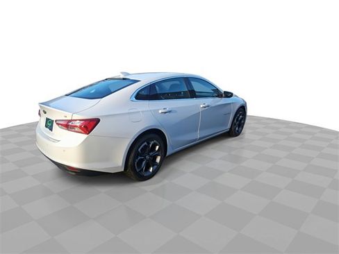 Used 2022 Chevrolet Malibu LT image 8