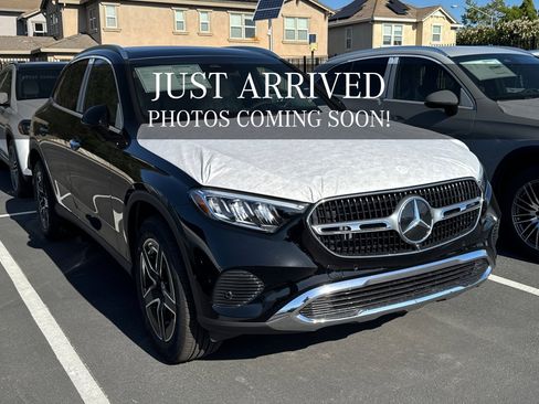 New 2026 Mercedes-Benz GLC 300 4MATIC image 1
