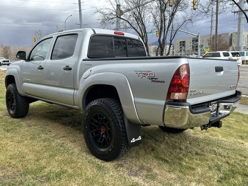 Used 2006 Toyota Tacoma TRD Off Road 4WD image 9