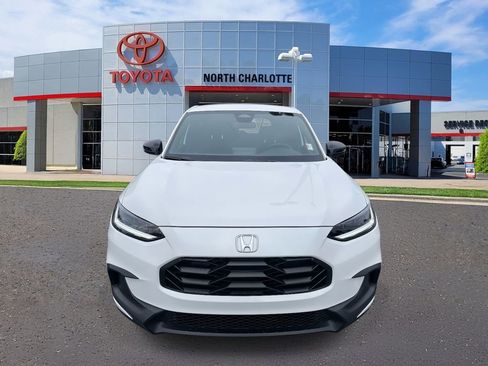 Used 2025 Honda HR-V Sport image 5