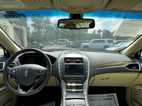 Used 2014 Lincoln MKZ AWD image 15
